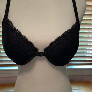 Maidenform Bra 34C.